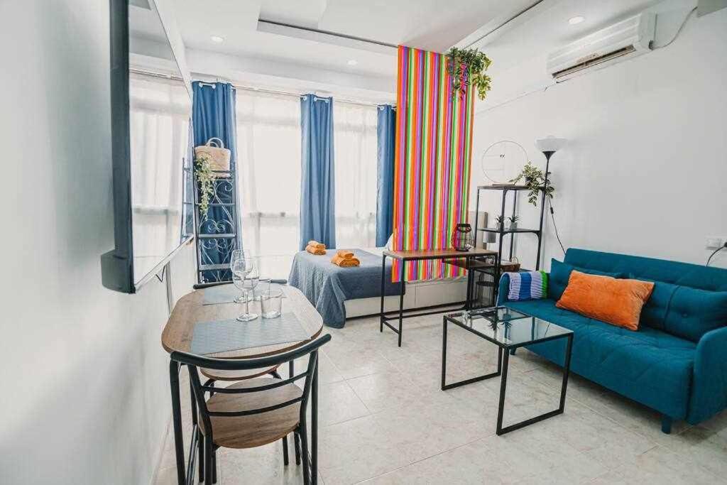 Estudio Pride Torremolinos Esterno foto